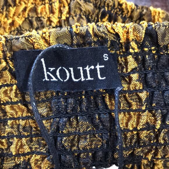 Kourt Tala Crop Top & Mini Skirt NWT NEW Set Size Small Black Yellow Gold Floral - Picture 8 of 14